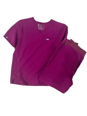 Figs Women's Scrub Set in Berry Plum
